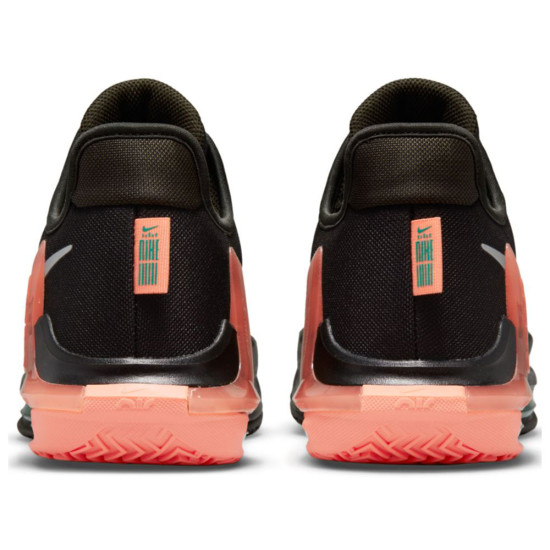 Nike LeBron Witness 6